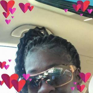 Meet your Posher, Aishia